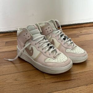 Nike women’s dunk high up in pink size 7